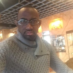 Meet your Posher, Marlon